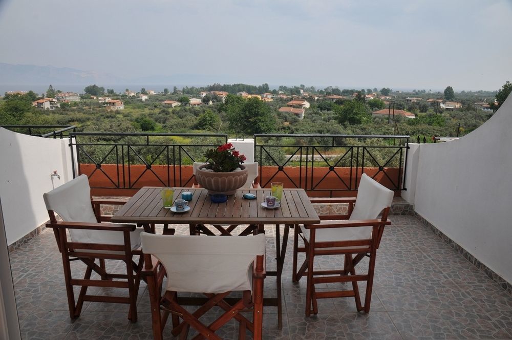 Irene Studios Hotel Evia Экстерьер фото